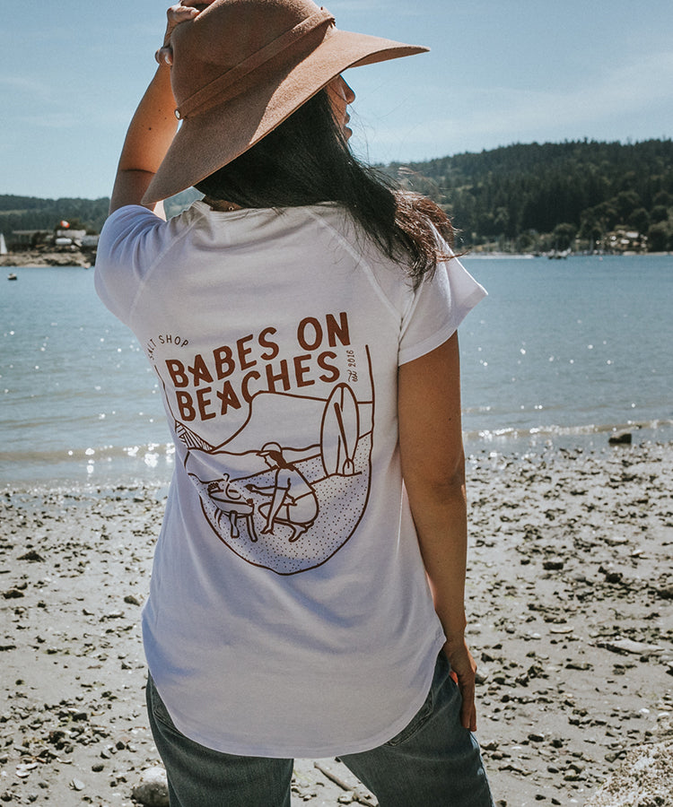 Ula V-Neck Tee  |  BABES on BEACHES